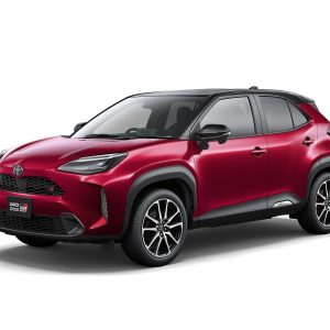 TOYOTA YARIS CROSS (2023)