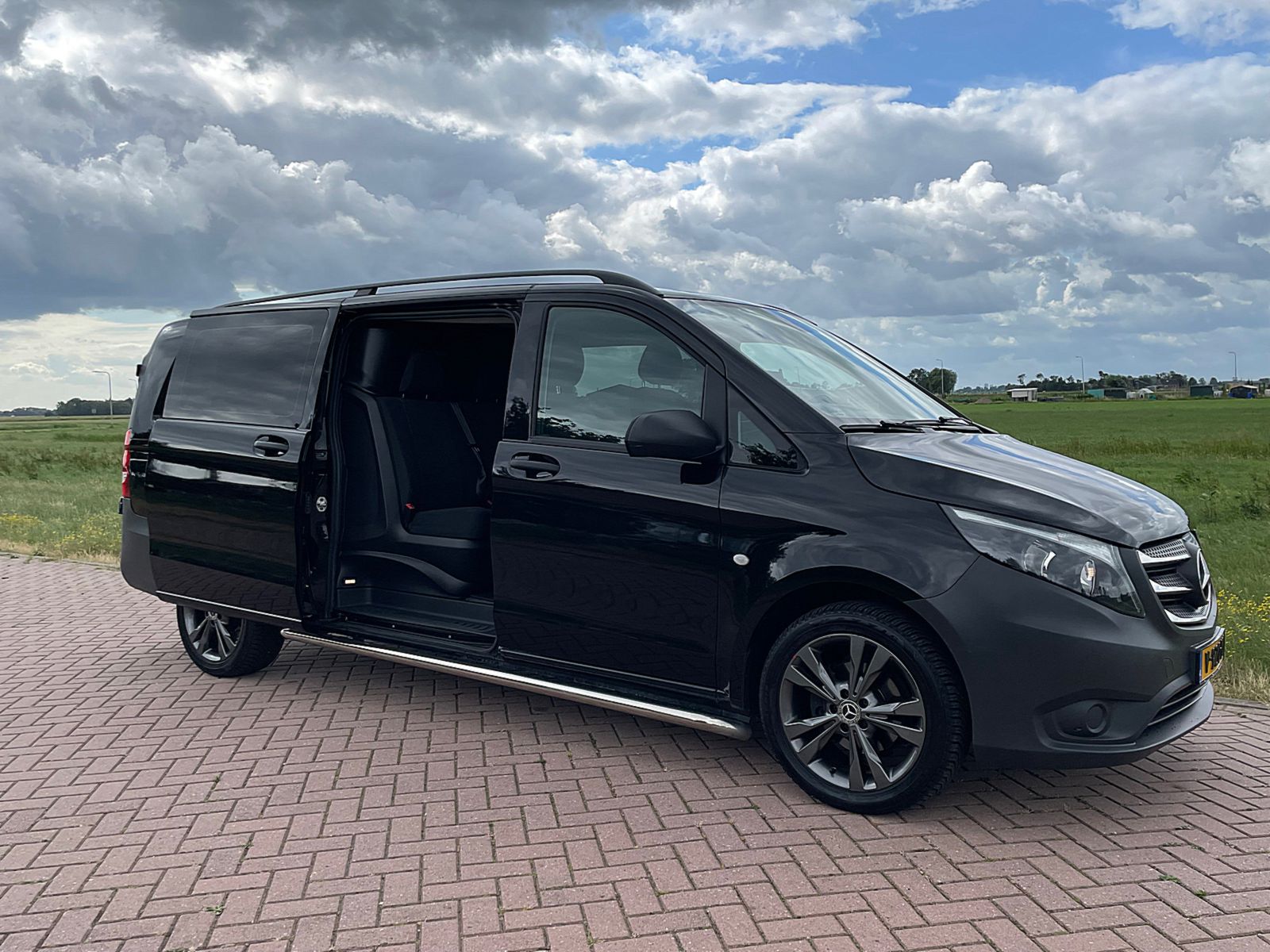 Mercedes Vito Van – Business Van Transfer