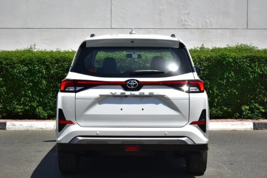 TOYOTA Veloz (2025)