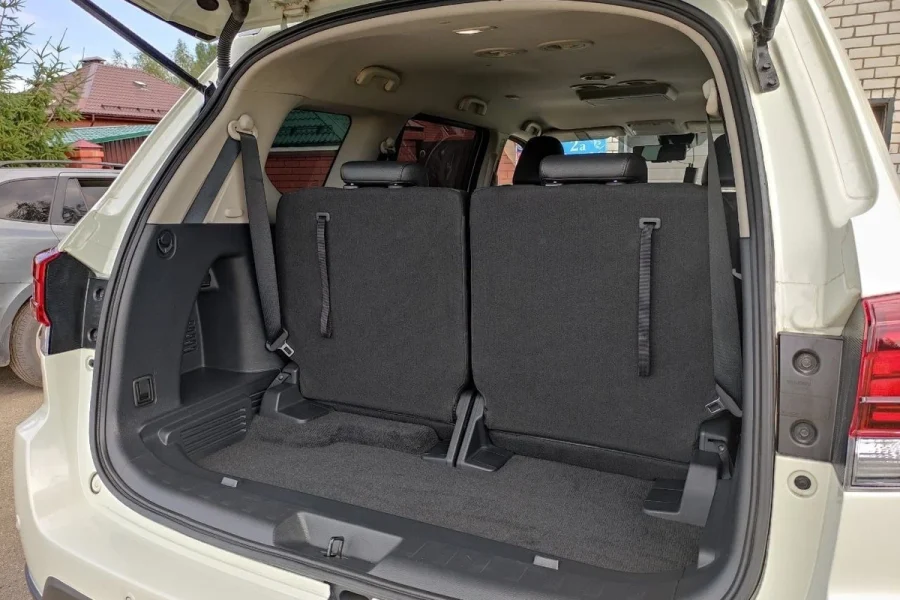 Nissan X-Terra (2023) 7- Seater