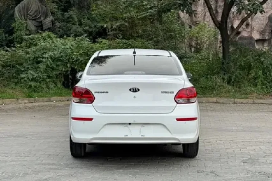 Kia Pegas (2020)