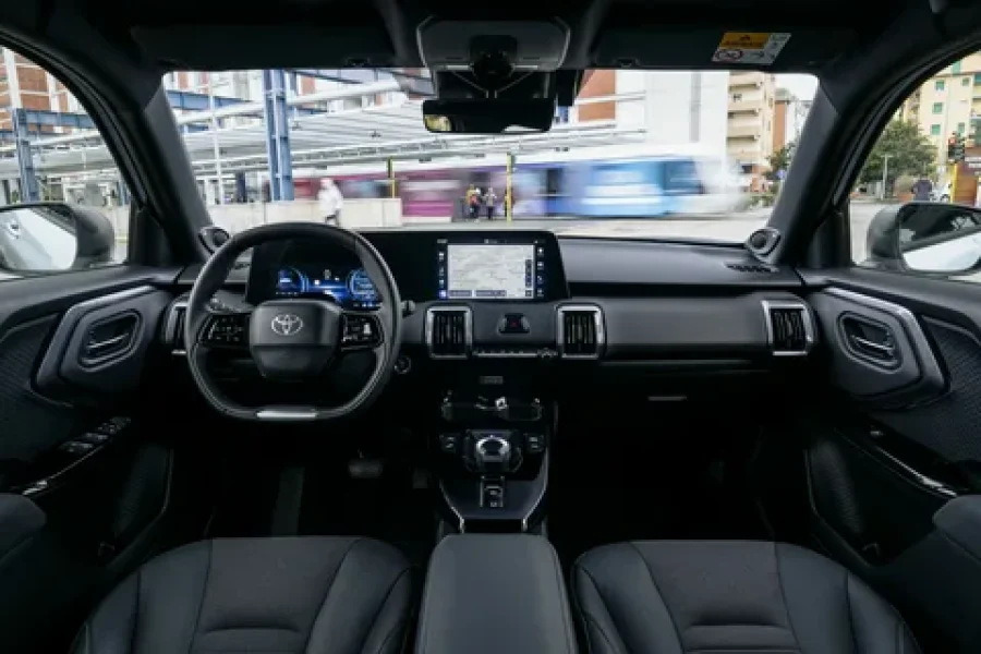 TOYOTA Urban Cruiser (2025)