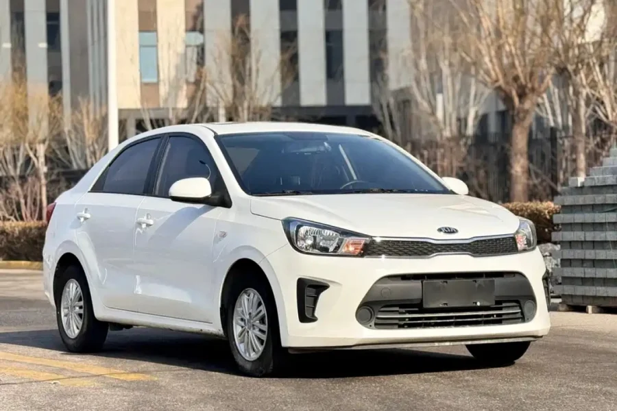 Kia Pegas (2020)
