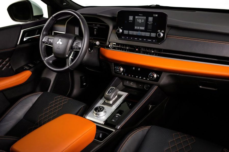Mitsubishi Outlander (2022) 7-Seater