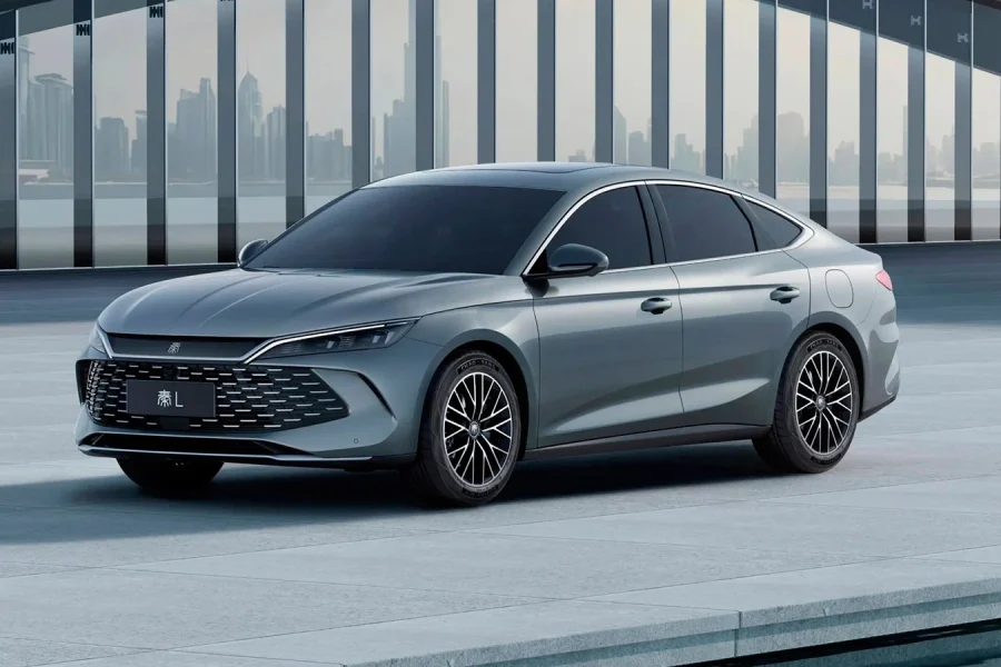 BYD Qin L DM-i (2025) Hybrid