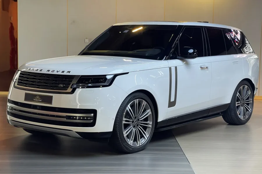 Range Rover HSE (2023)