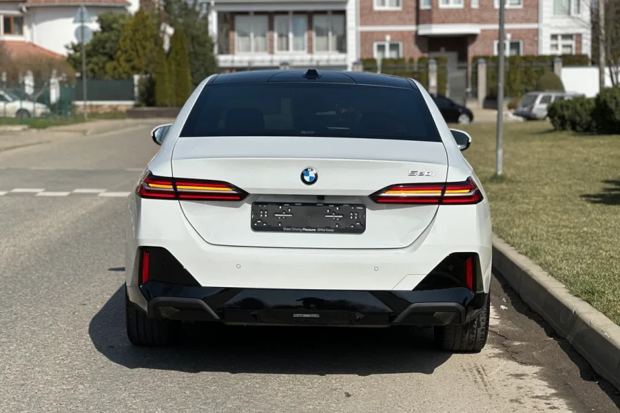 BMW 520i (2024)