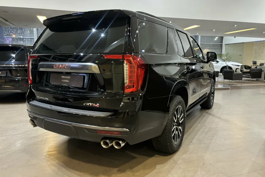 GMC Yukon (2024)