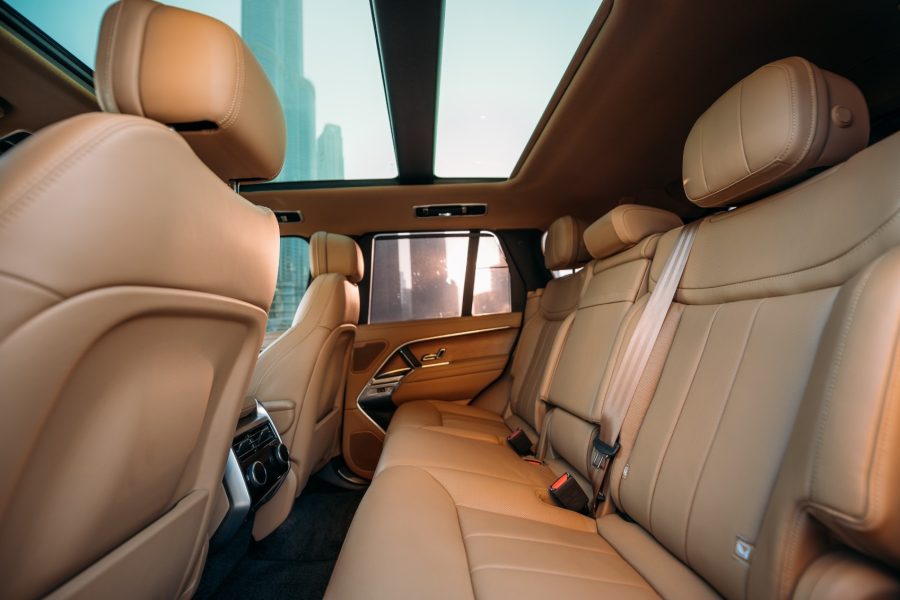 Range Rover HSE (2023)