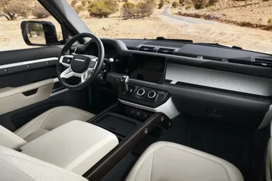 Land Rover Defender (2023)