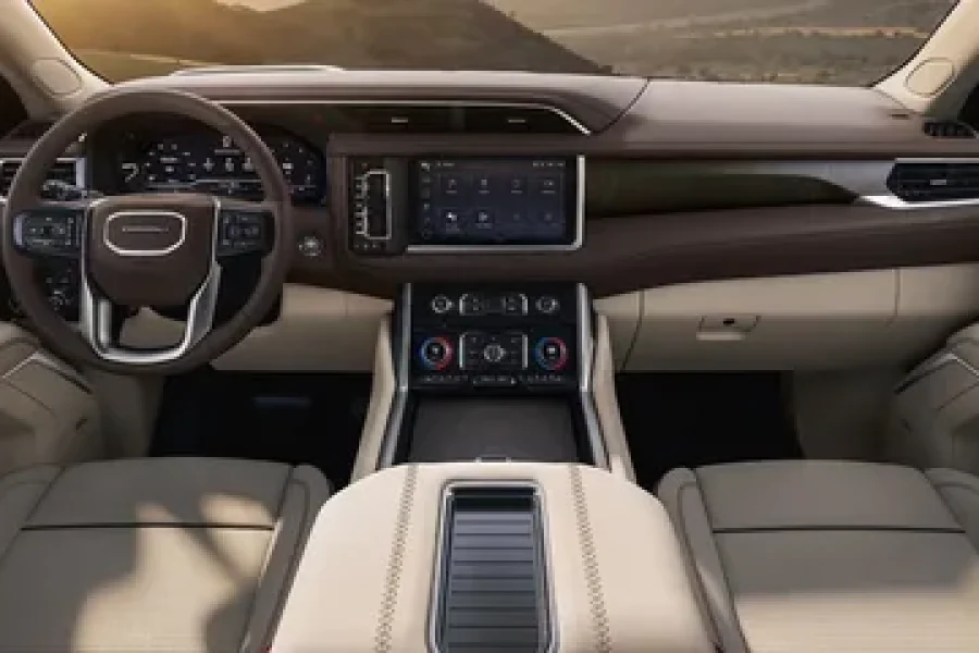 GMC Yukon (2024)