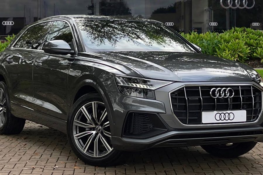 AUDI Q8 (2023)