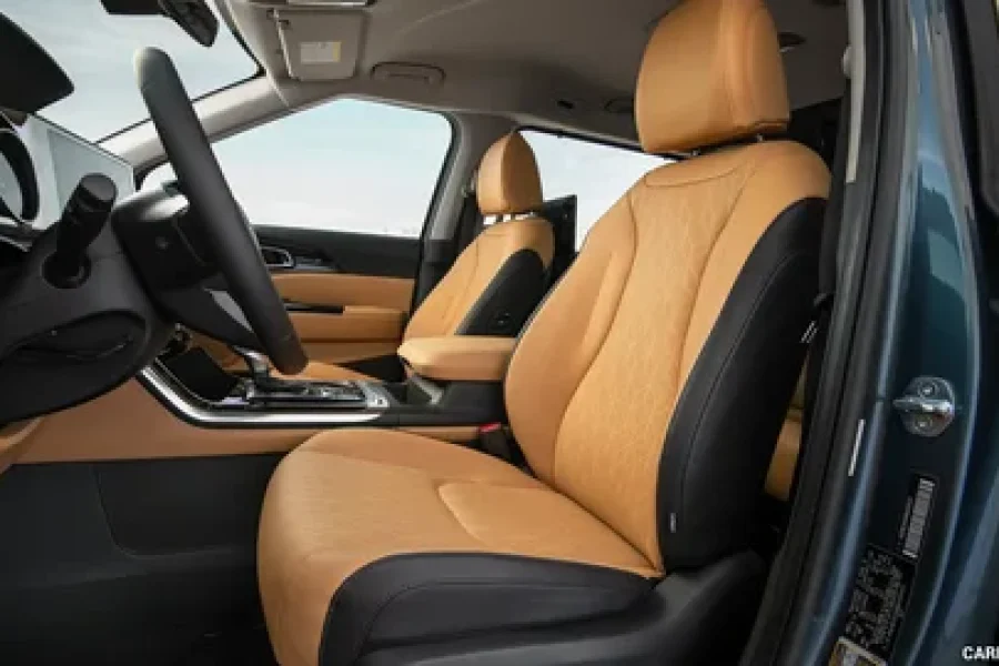 Kia Carnival (2022) – Premium 7-Seater